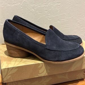 Sofft Cassia Dark Blue Suede Loafers Size 8.5 EUC